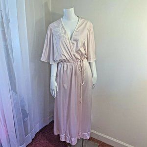 Vandemere Long Pink Robe Nylon Short Sleeve White Floral Applique L